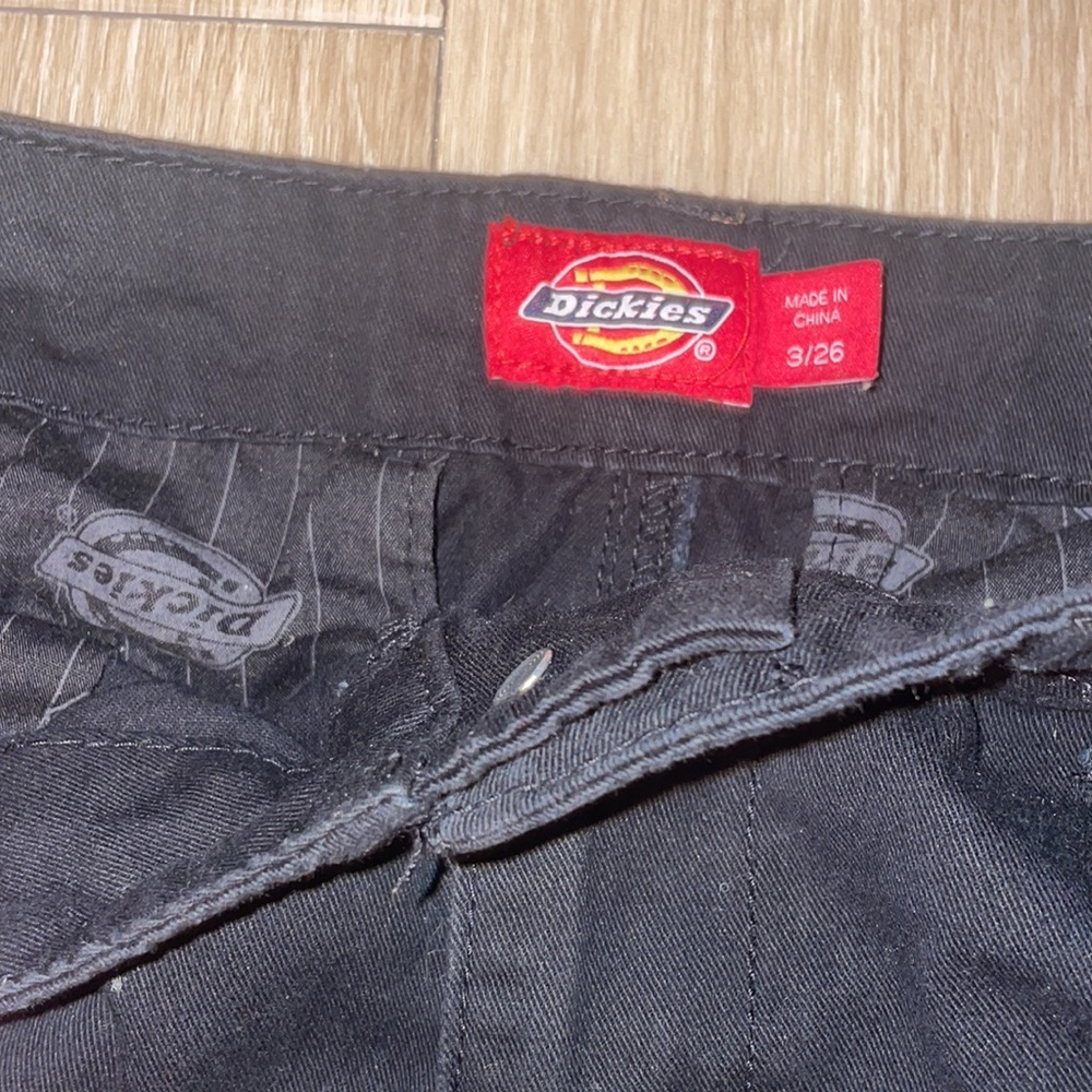 Dickies cuffed cargo pants!